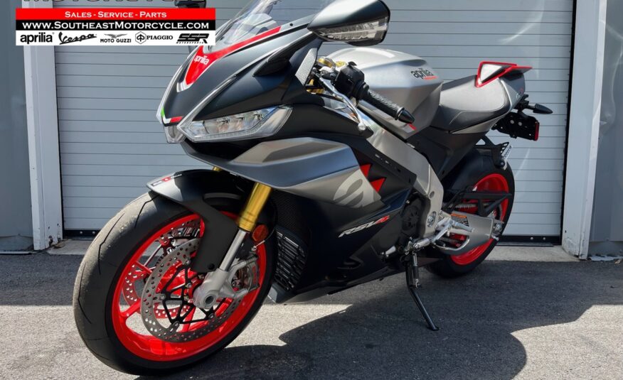 2025 Aprilia RSV4 1100