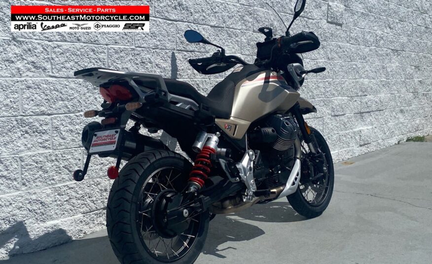 2025 Moto Guzzi V85 TT Travel