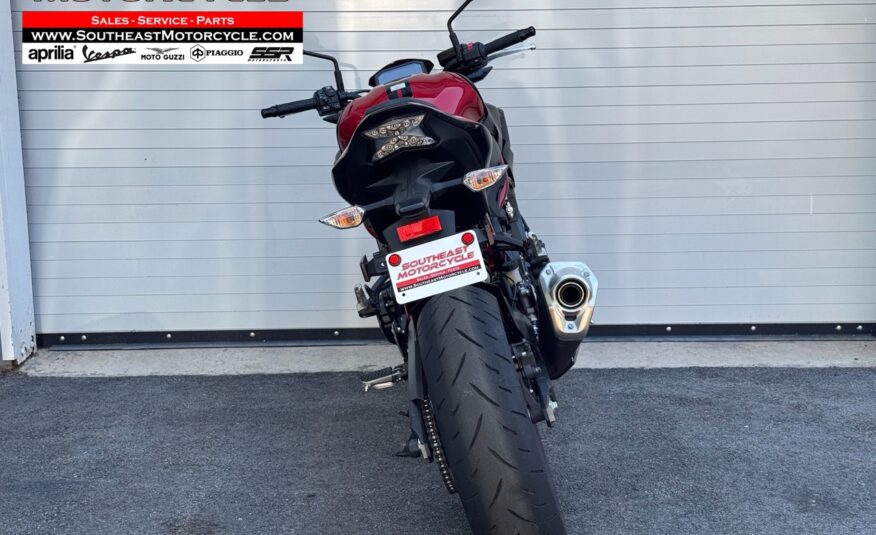 2024 Kawasaki Z900 ABS Candy Persimmon Red