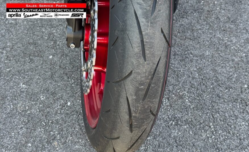 2024 Kawasaki Z900 ABS Candy Persimmon Red