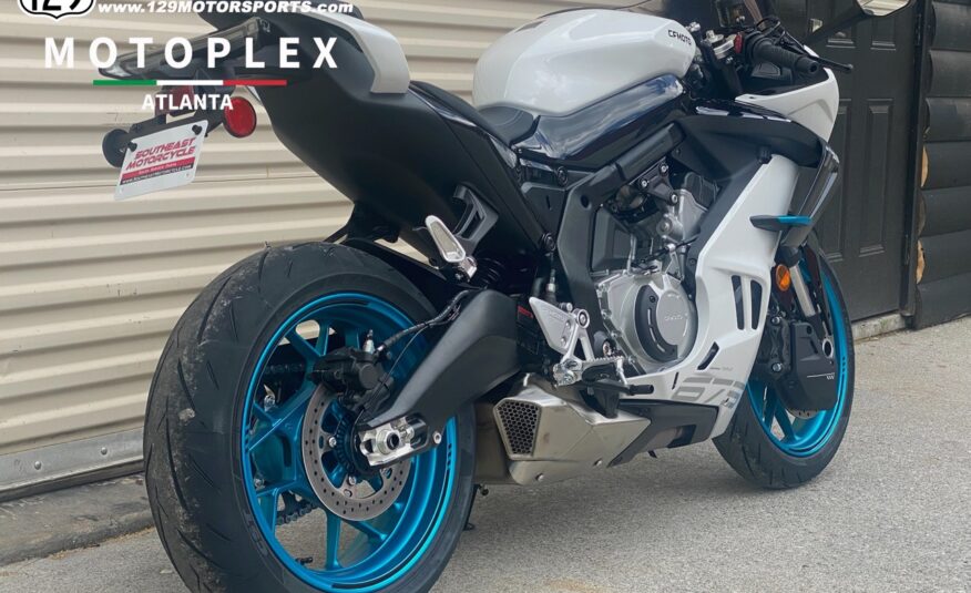 2025 CFMOTO 675SS