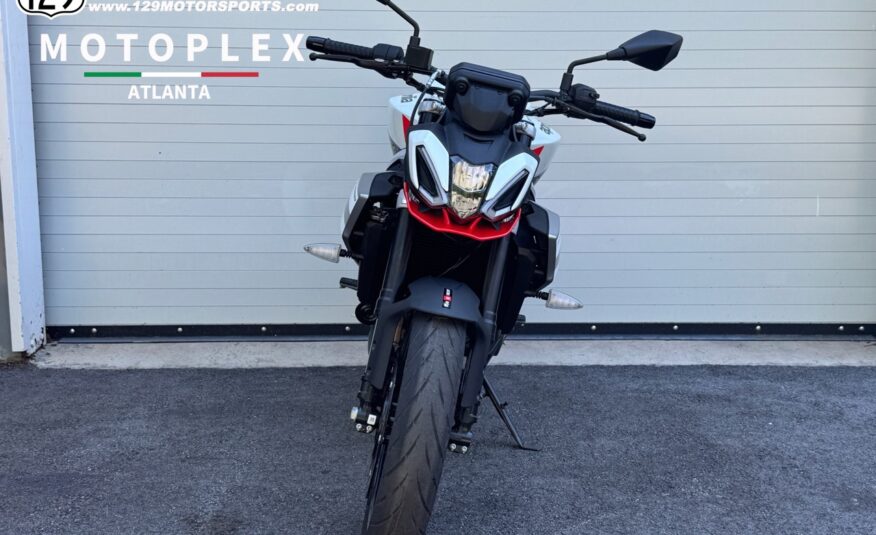 2026 Aprilia Tuono 457